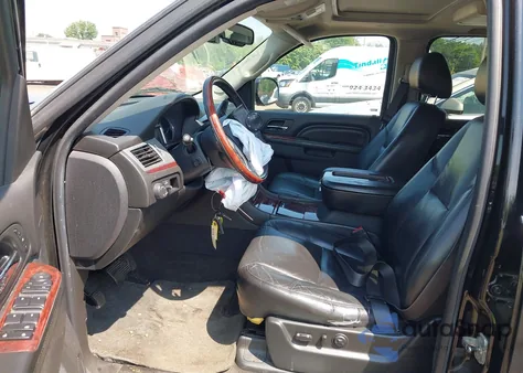 2011 Cadillac Escalade Esv Luxury из США, поврежденный, VIN 1GYS4HEFXBR198426